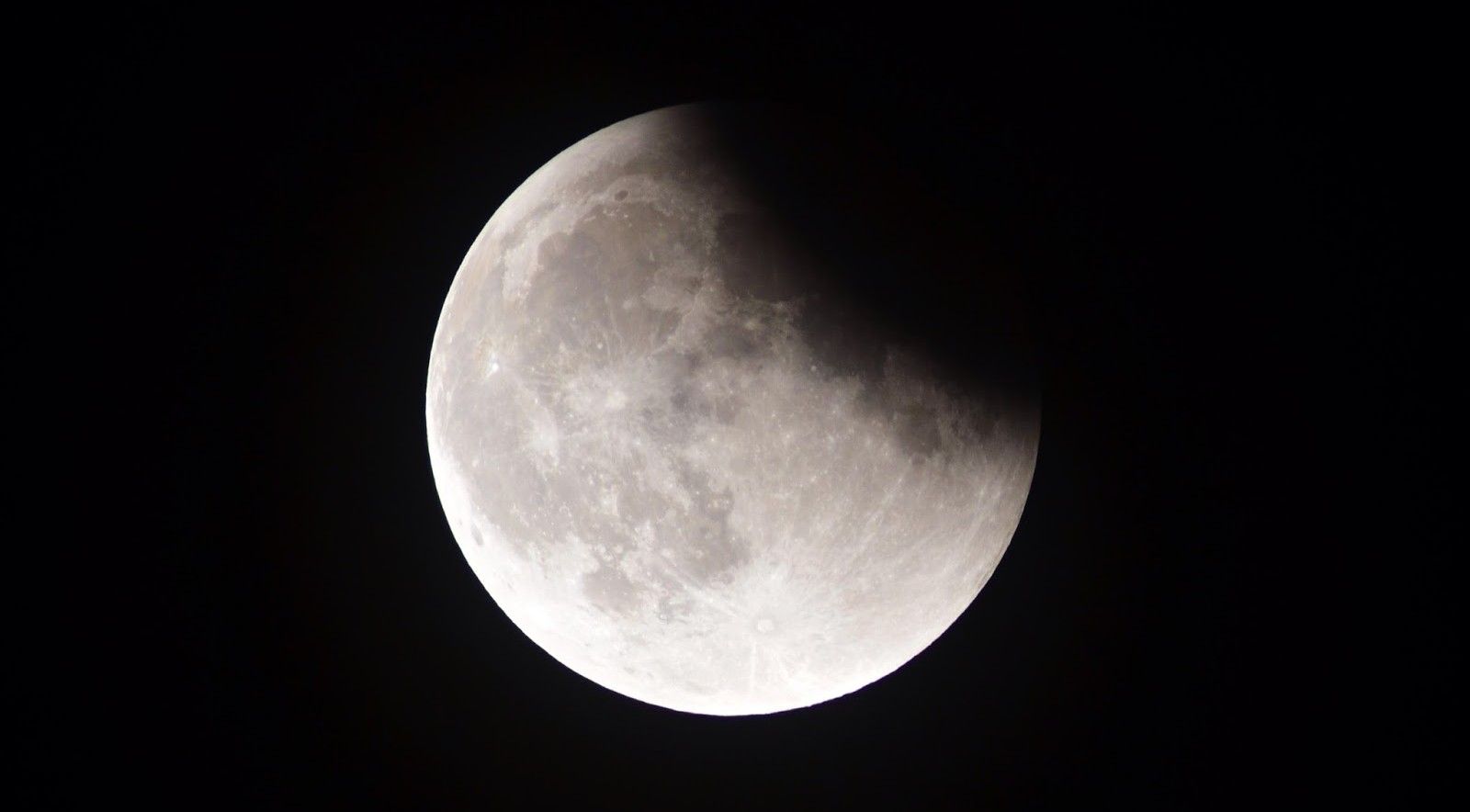 Lunar Eclipse (2).jpg