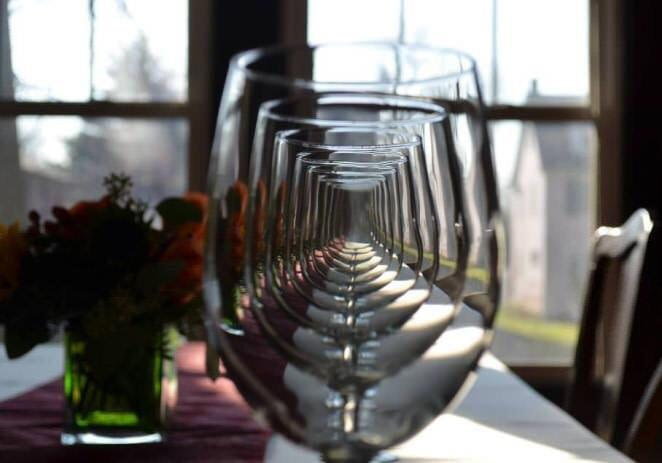 How-these-wine-glasses-align.jpg