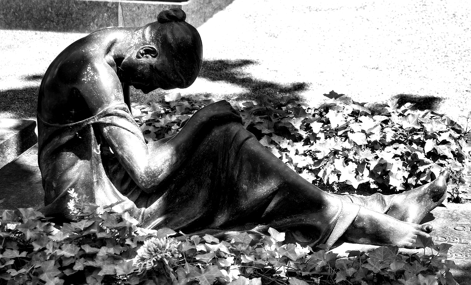 grave-3165597_960_720.jpg