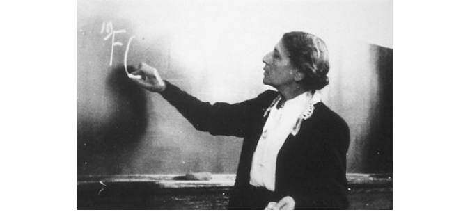 Lise-Meitner-1878-1968-lecturing-in-1949-Credit-Courtesy-of-Theodore-von-Laue.png