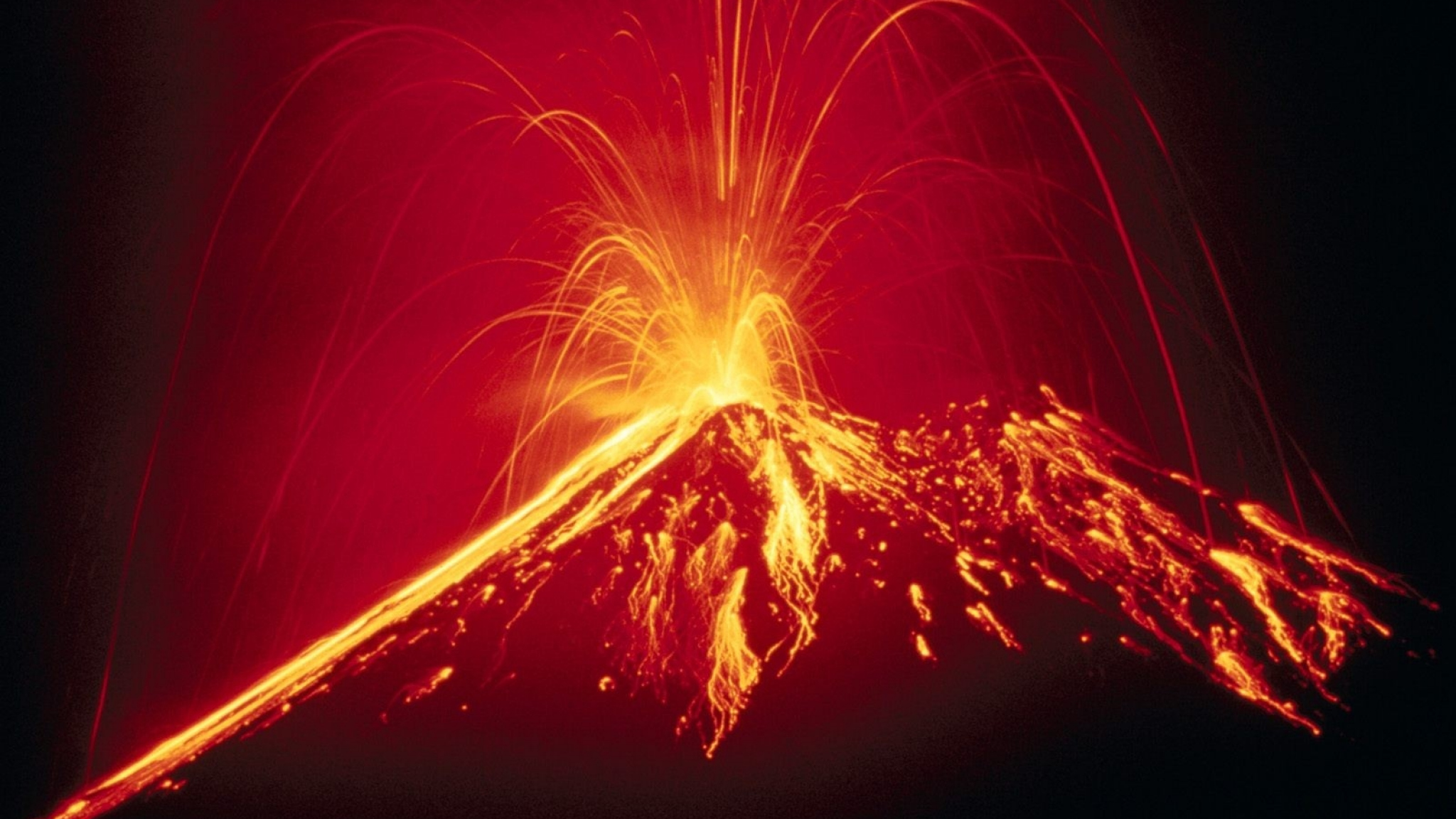 volcano_eruption_lava_fountain_27485_2048x1152.jpg