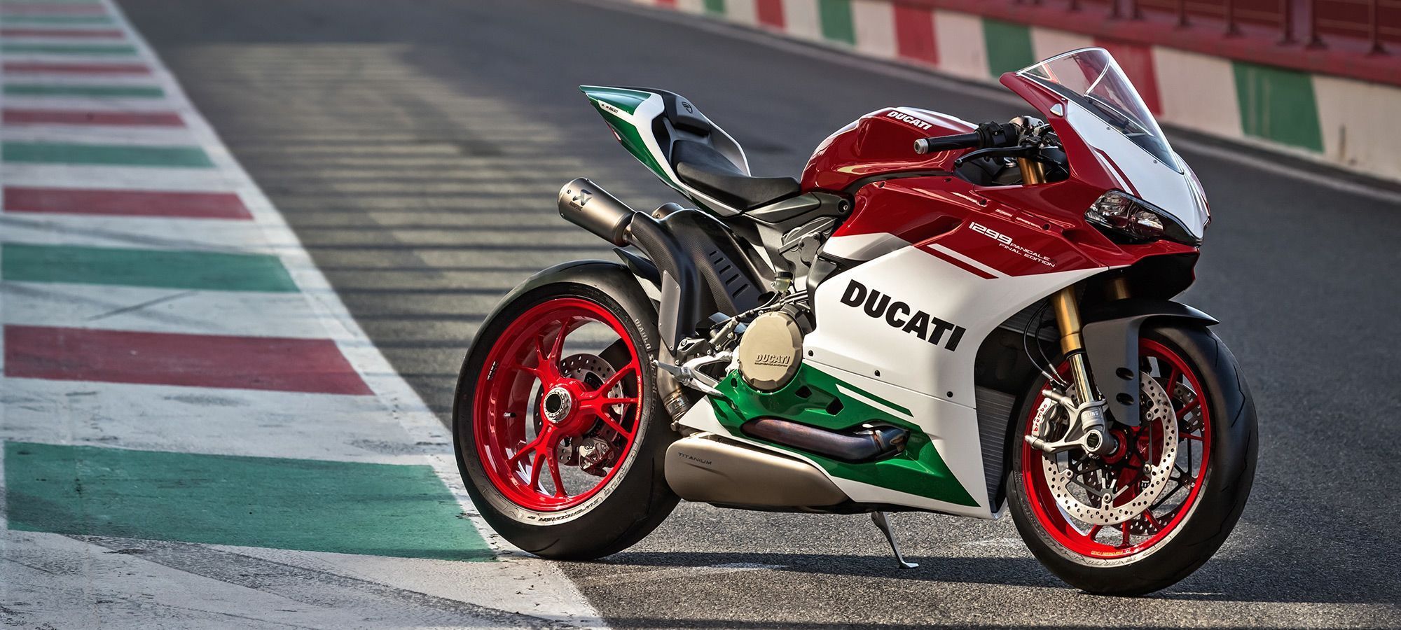 ducati-1299-panigale-r-final-edition-lead.jpg