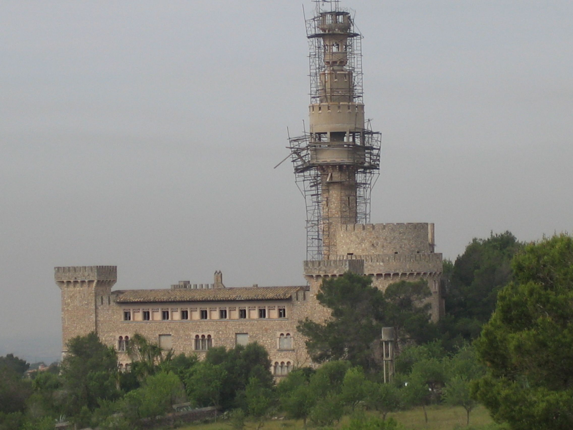 burg mallorca.JPG