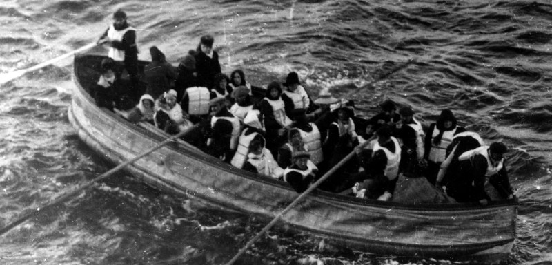 Titanic-Lifeboat.jpg