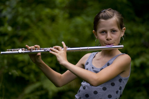 beginner-flute-player.jpg