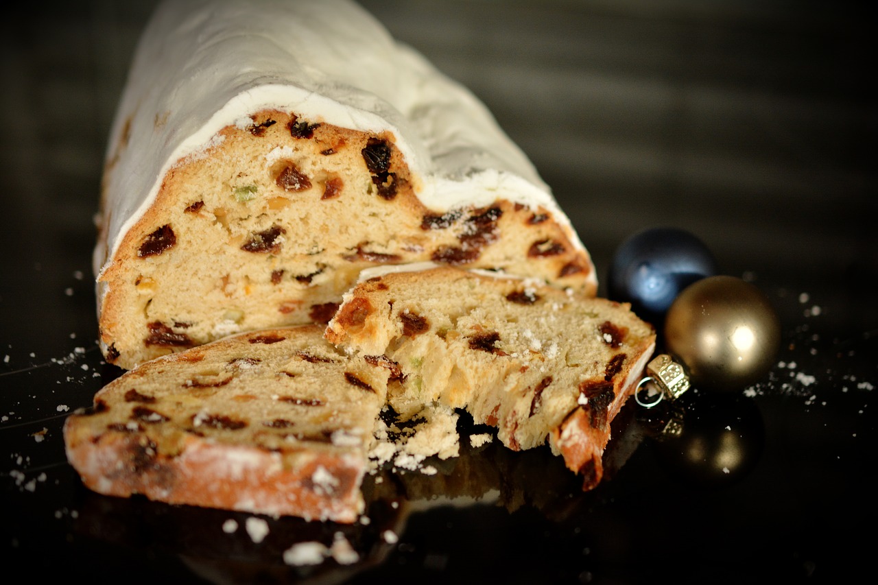 christmas-stollen-1768904_1280.jpg