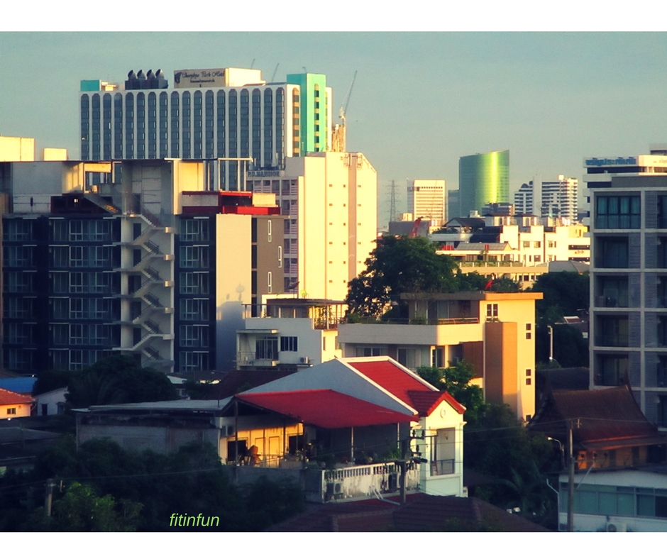 bangkok thailand cityscape dawn view fitinfun.jpg