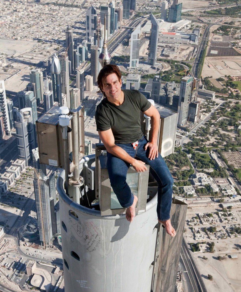 Are People Allowed To Go To The Very Top Of The Burj Khalifa Building