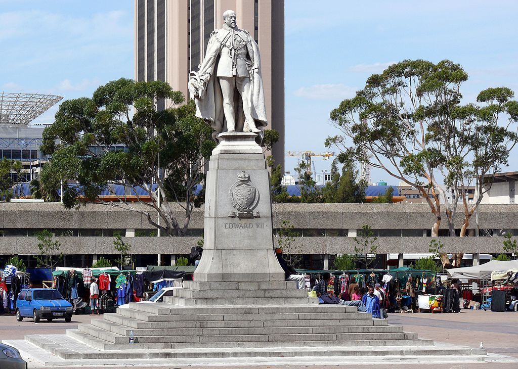 1024px-Statue_Edward_Vll_on_The_Parade.jpg