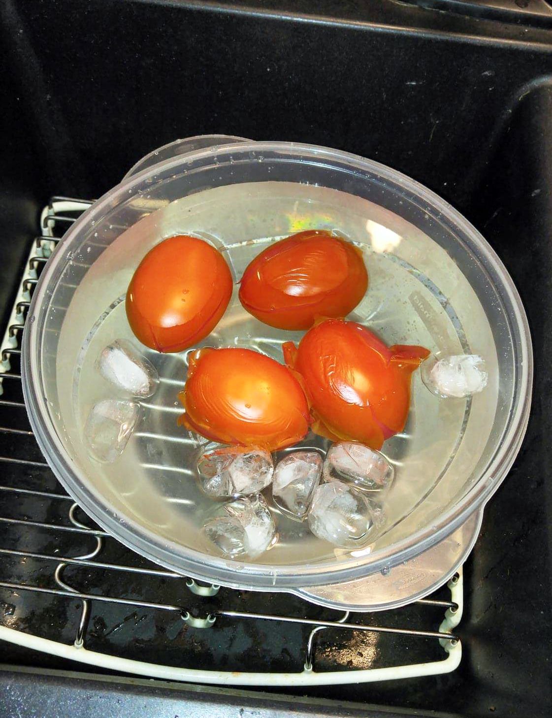 blanch ice tomatos.jpg