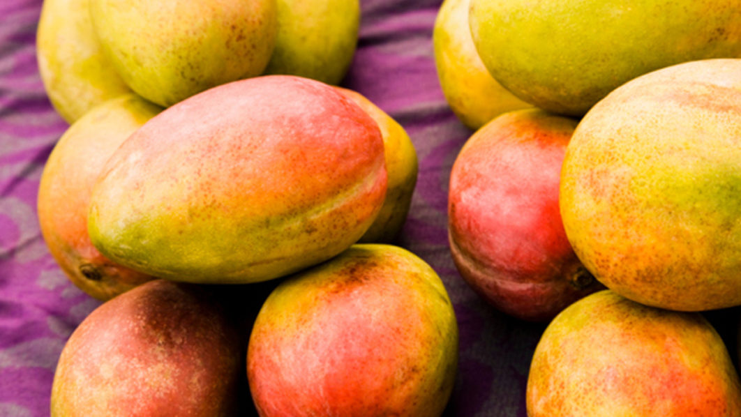 mangoes-1062x598.jpg