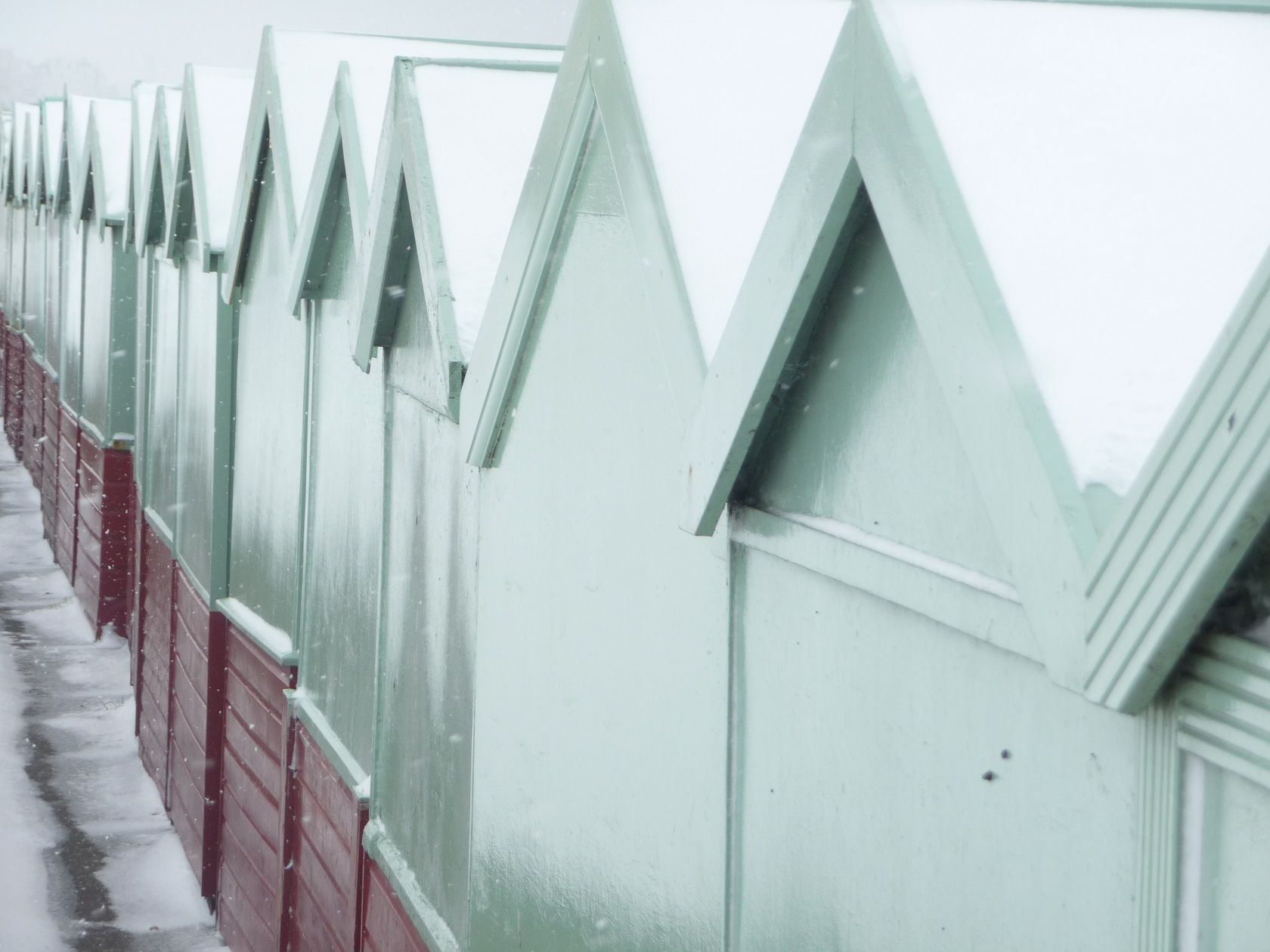 Snow Beach Huts Architecture.jpg