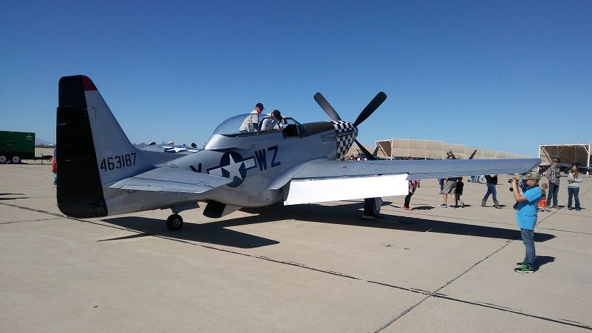 P51 Mustang Side View right.jpg