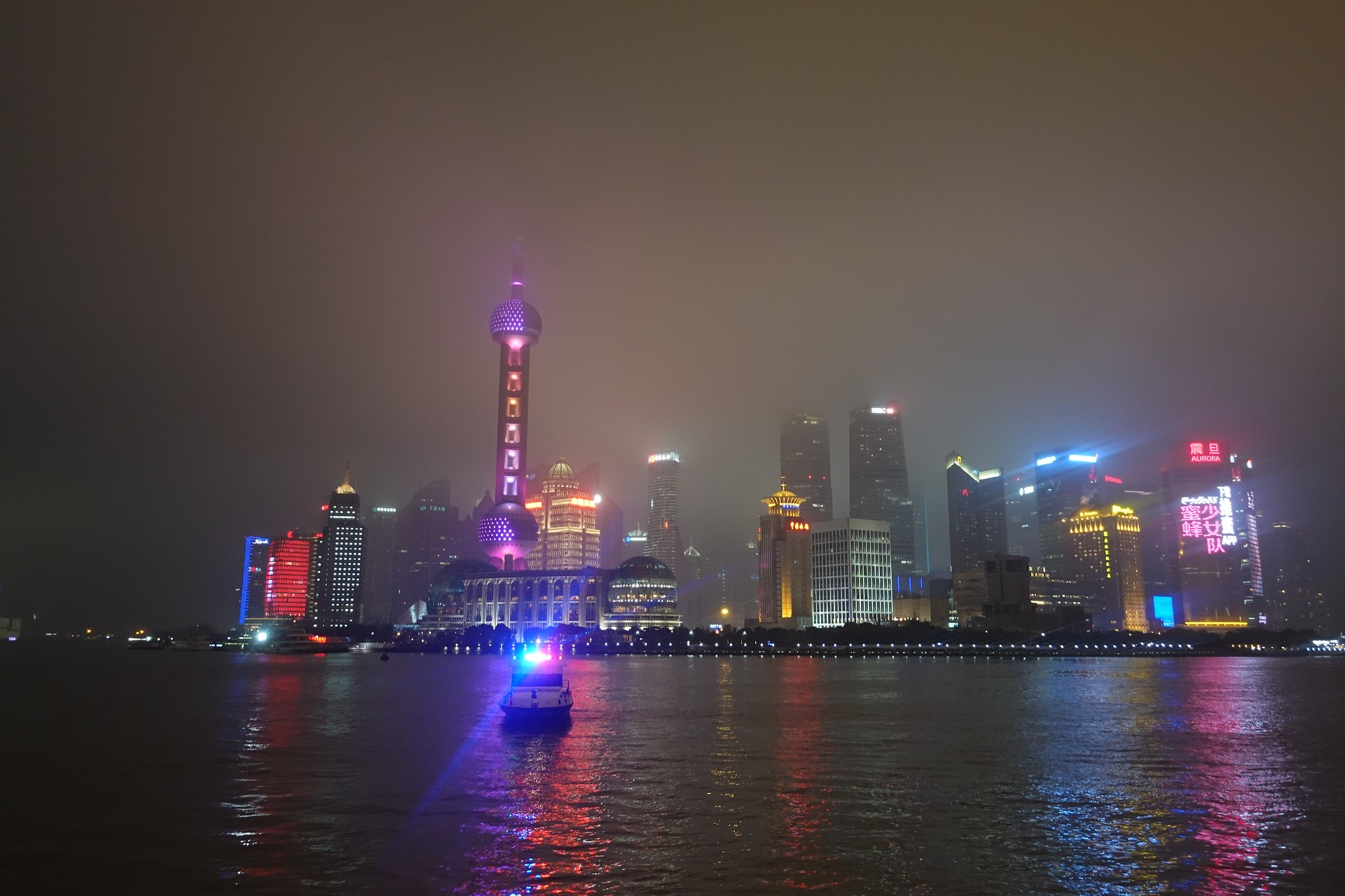 shanghai-2162121_1920.jpg