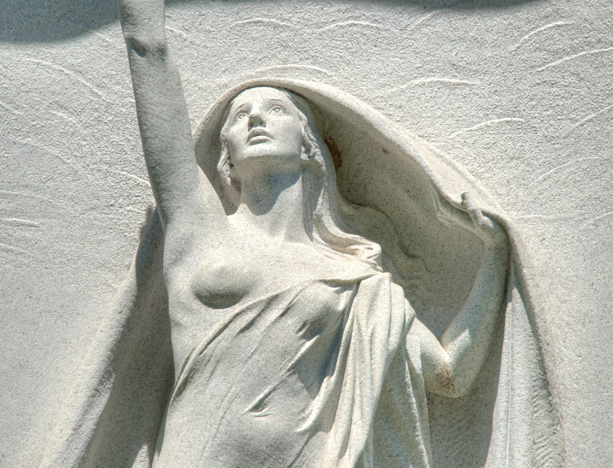 Details_of_-Aspiration-,_Berwind_Monument,_Laurel_Hill_Cemetery.jpg