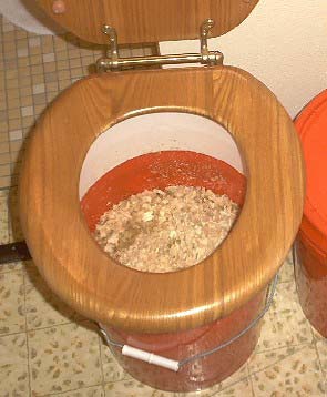 Compost toilet.jpg