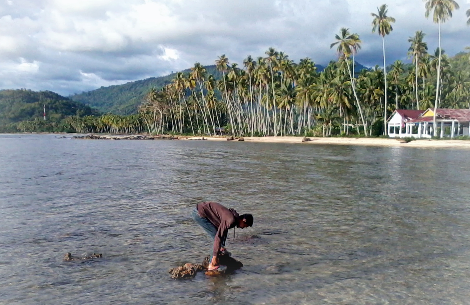 Pantai Keumumu.jpg