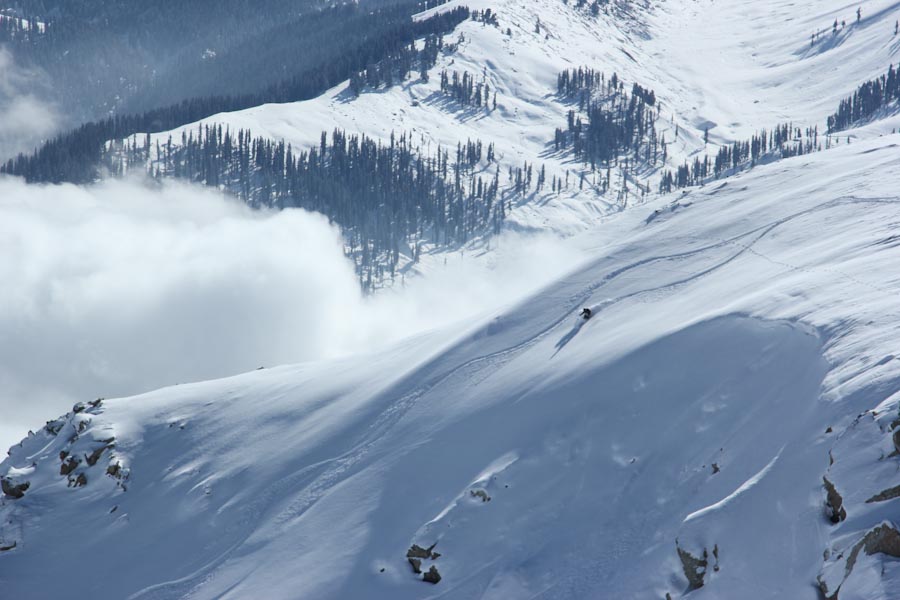 Kashmir_Gulmarg_Ski2.jpg