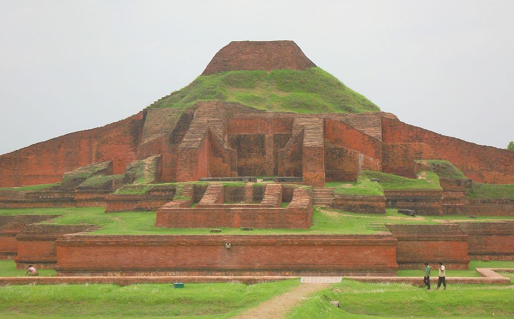 Somapura_Mahavihara_(পাহাড়পুর_বৌদ্ধ_বিহার).jpg