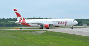 rouge_b767-300-300x156.jpg