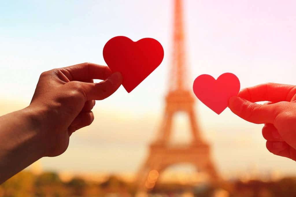 Paris-Romantic-Getaway.jpg