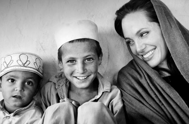 jolie-angie-syria.jpg