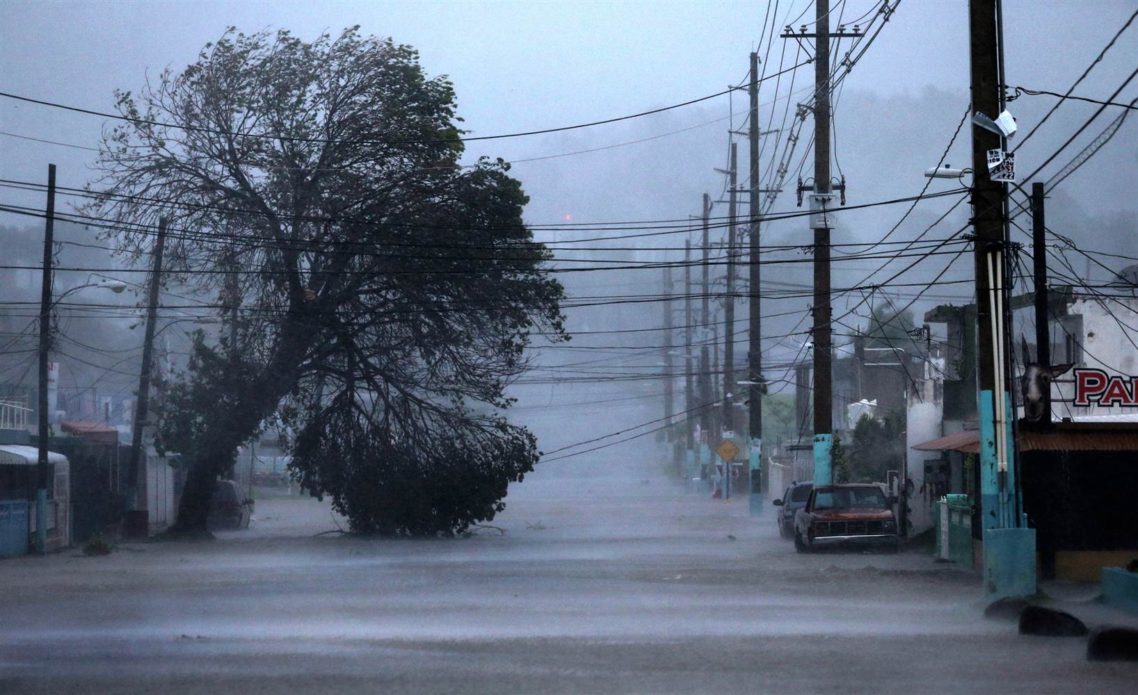 170907-hurricane-irma-puerto-rico-njs-835a_f49999cd27a4f1cfd711bac26c5436cf.nbcnews-ux-2880-1000.jpg