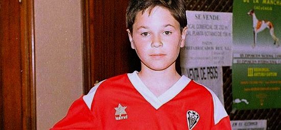 Iniesta-niño.jpg