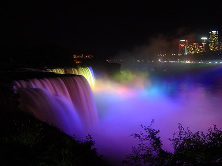 NiagaraFallsNight.jpg