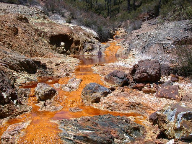 Rio_tinto_river_CarolStoker_NASA_Ames_Research_Center.jpg