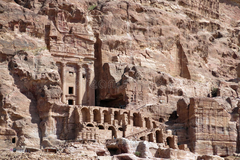 houses-petra-city-jordan-middle-east-ancient-rock-49865266.jpg