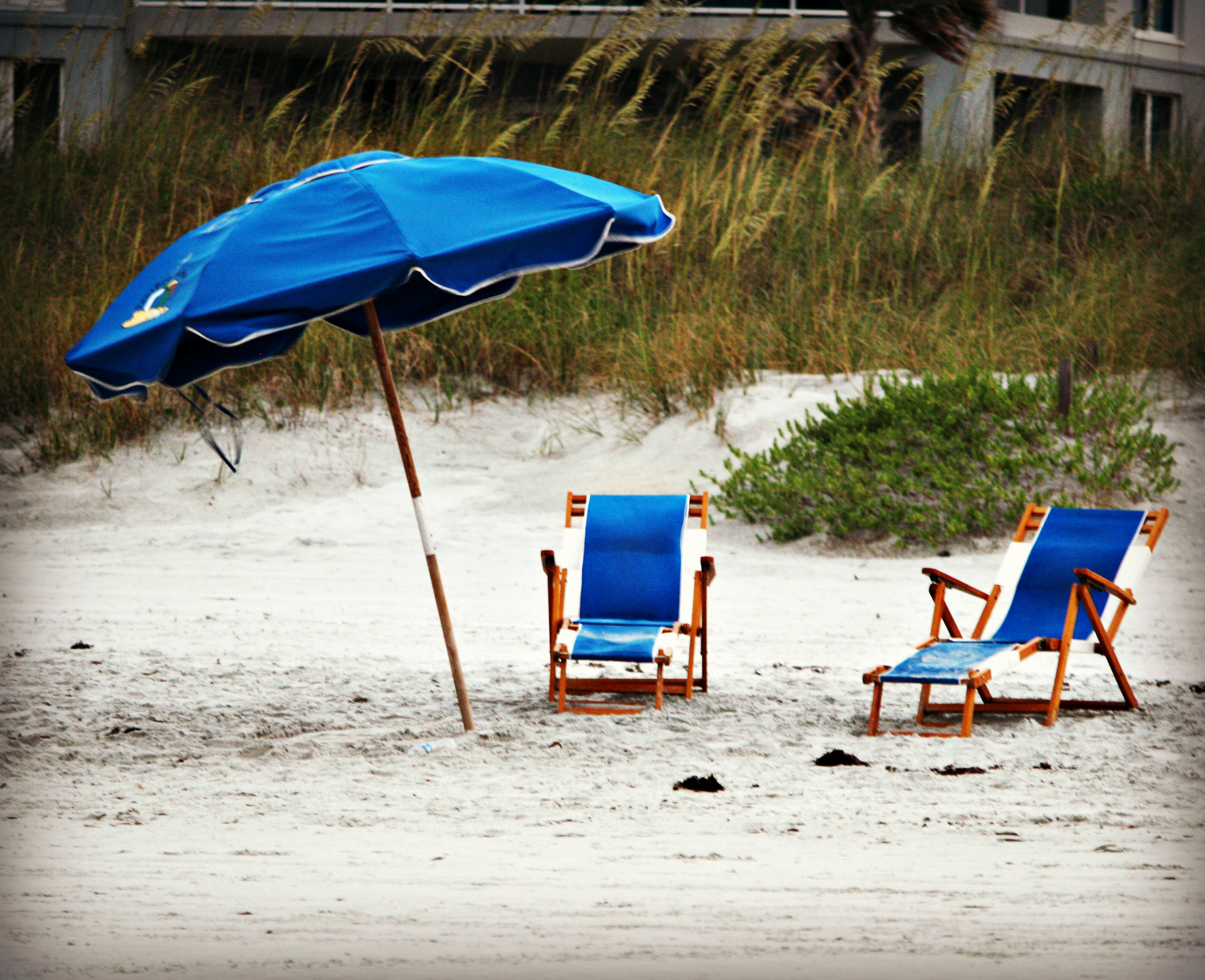 blue-beach-chairs-0.jpg