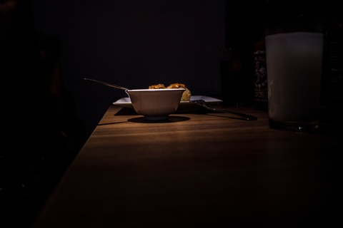 table-light-night-shadow-darkness-black-69946-pxhere.com.jpg