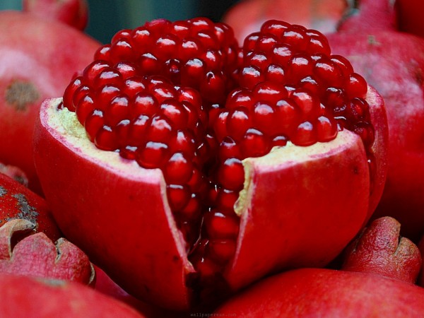 Pomegranat-Aphrodisiacs-by-Green-Blender-600x450.jpg