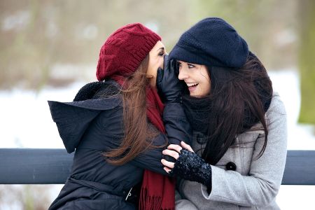 08-BLOG-Gossip-Girls-in-Snow.jpg