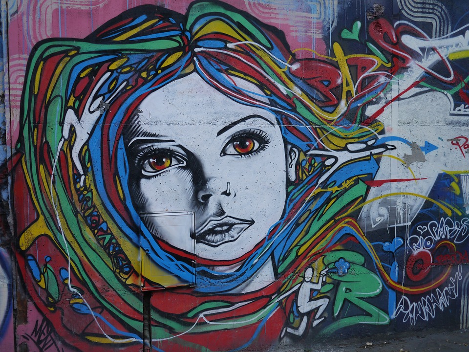 Graffiti-Happy-Girl.jpg