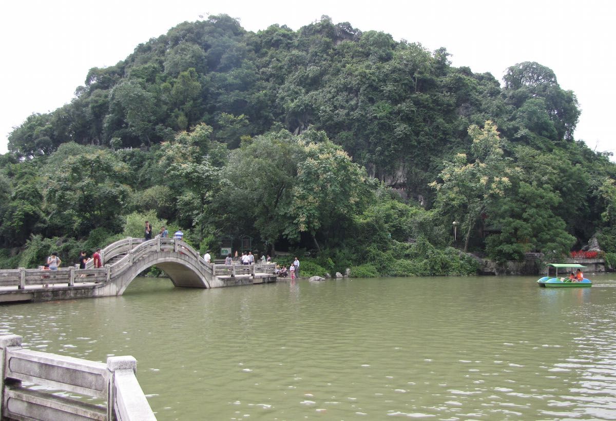 xishan-park-guilin-yinshan-hill.jpg