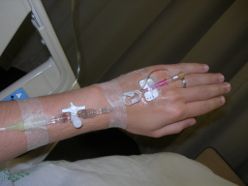 Intravenous therapy2 2007-SEP-13-Singapore.JPG