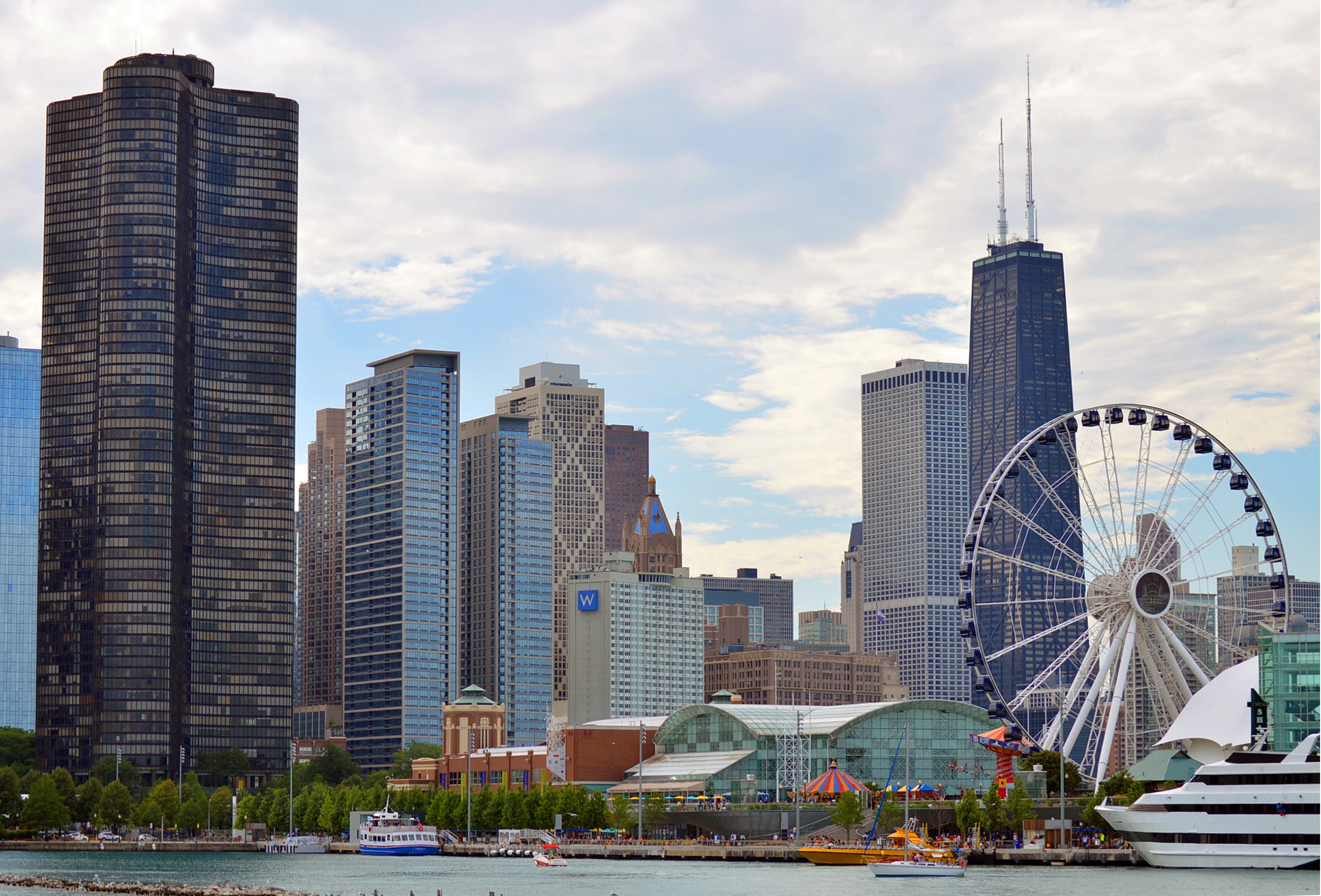 chicago-illinois-skyline-skyscrapers-161963.jpeg