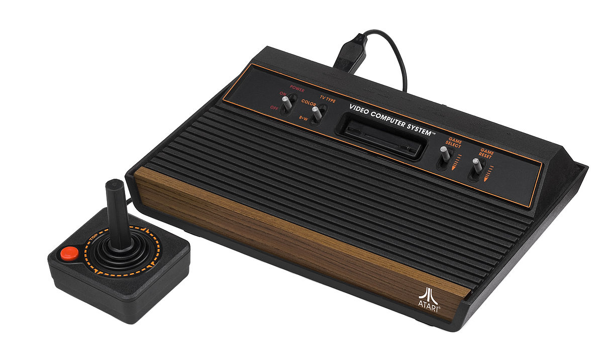 Atari-2600-Wood-4Sw-Set-2.jpg