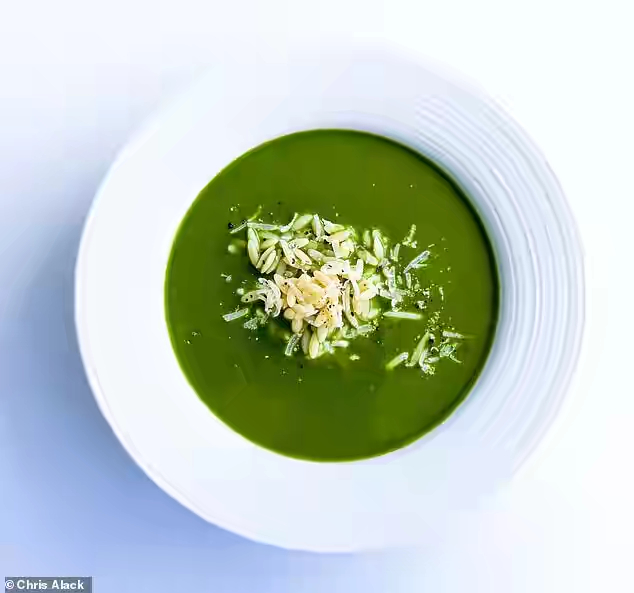 2001638-5228385-Big_green_soup_with_pasta_parmesan-m-12_1515151965743.jpg