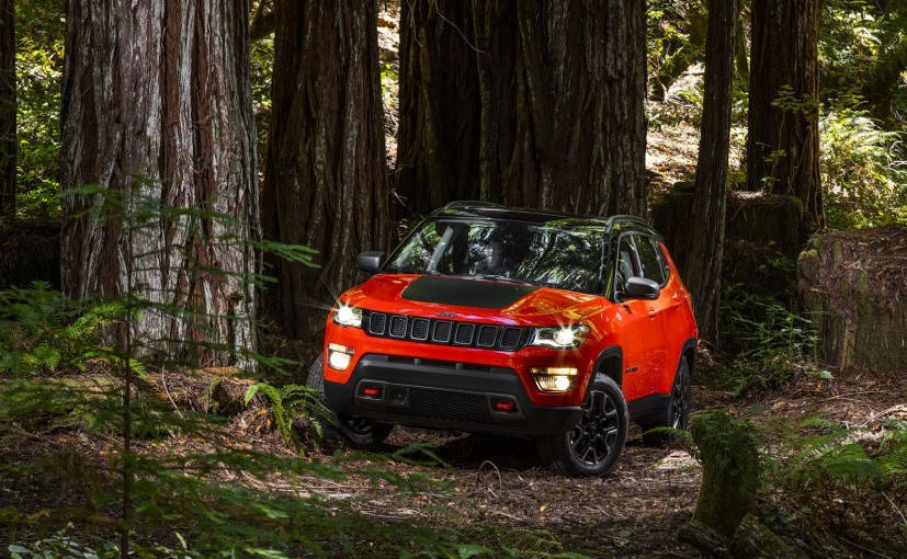 2017-jeep-compass_827x510_61474961725.jpg