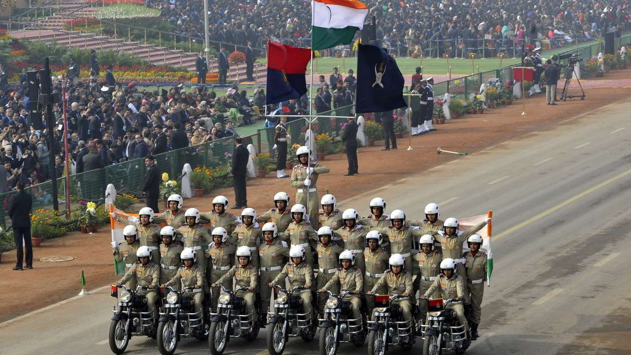 645453-republic-day-bsf (1).jpg