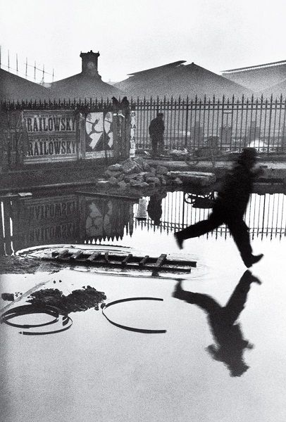 time-100-influential-photos-henri-cartier-bresson-behind-gare-saint-lazare-18.jpg