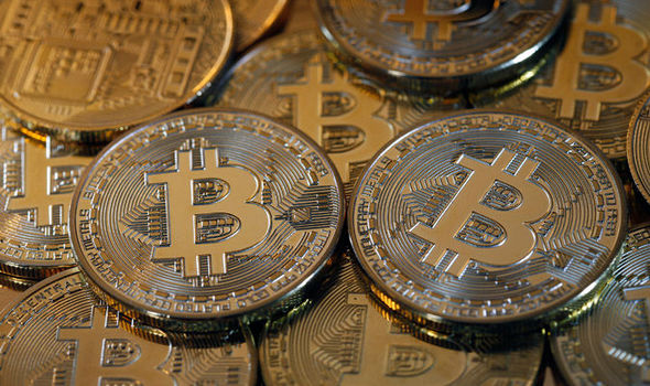 bitcoin-price-news-usd-value-dollar-latest-cryptocurrency-938129.jpg