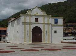 iglesiachuao.jpg