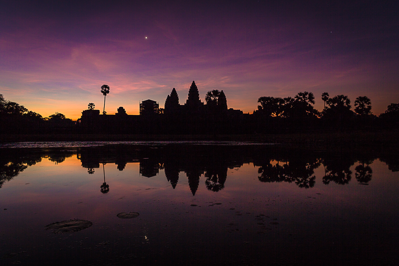 Angkor wat sunrise.jpg