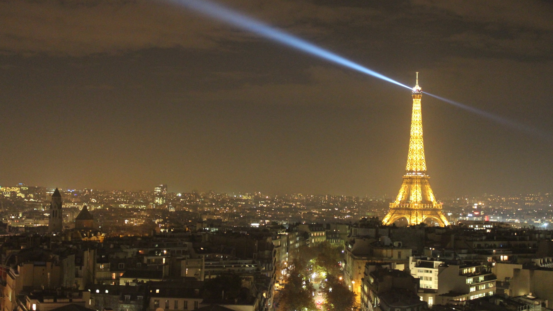 paris_france_eiffel_tower_night_city_lights_59542_1920x1080.jpg