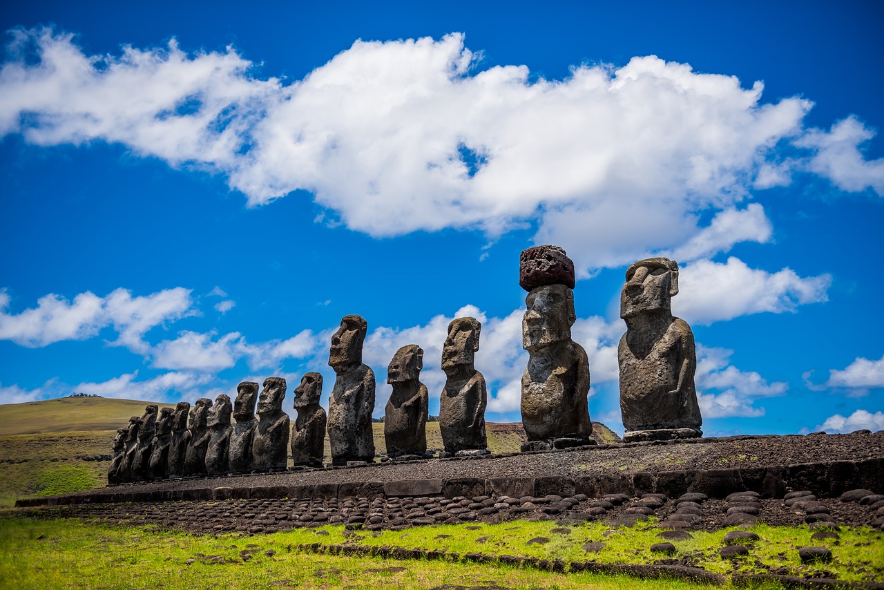 moai-1857652_1280.jpg