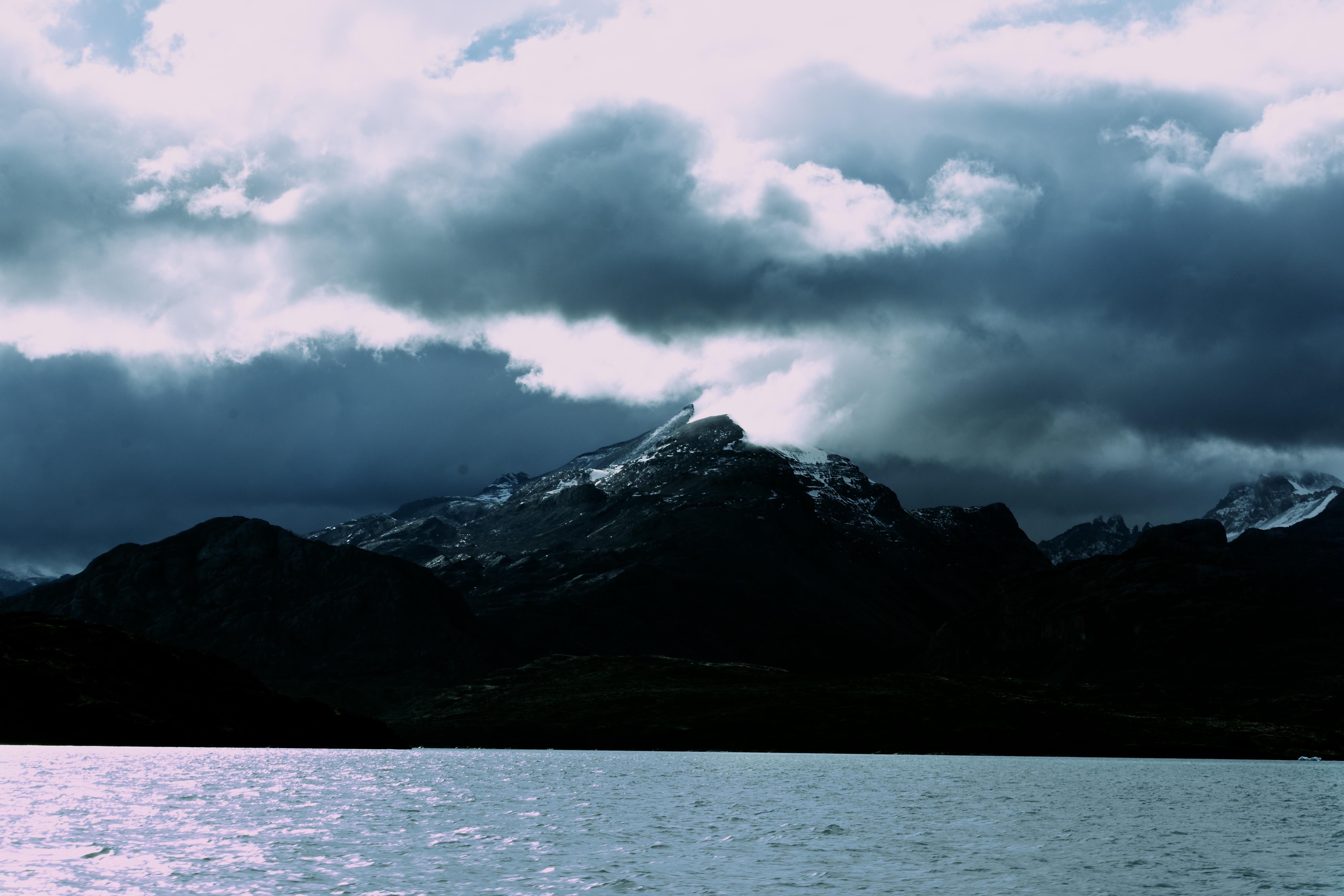 El Calafate Boat 16.jpg